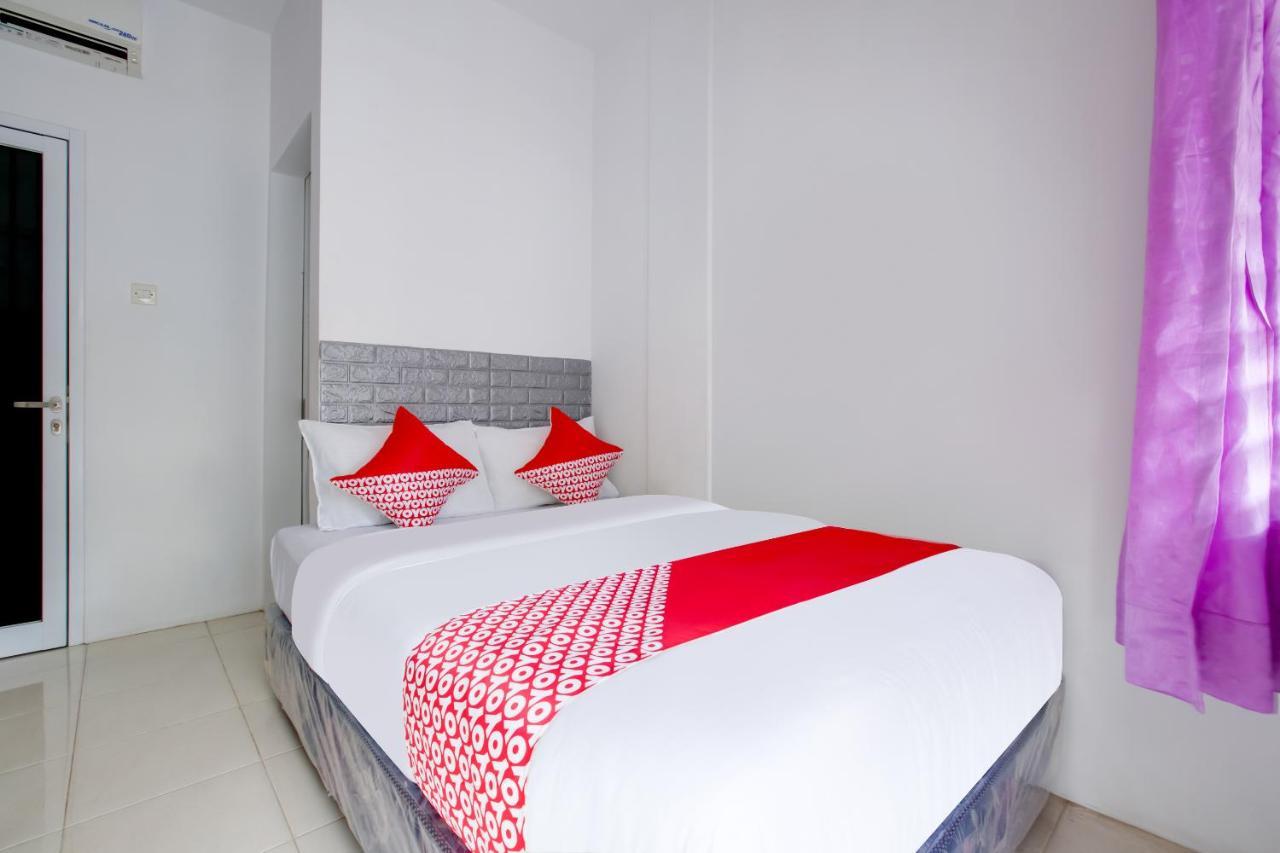 Oyo 3279 Joy Residence Samarinda Exteriör bild